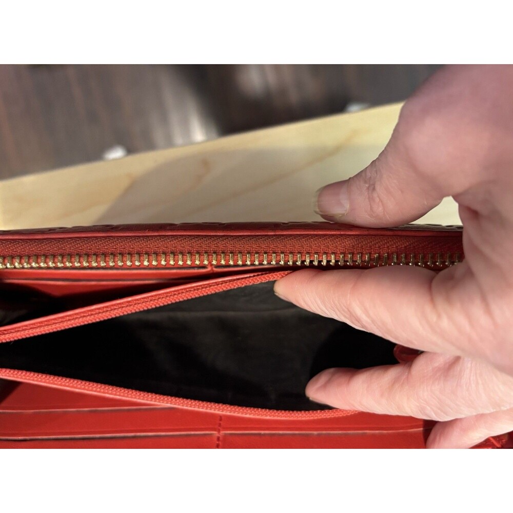 Authentic HOT Red GUCCI Guccissima Leather Zipper Wallet W/ COA Box Fits IPhone - Picture 14 of 16